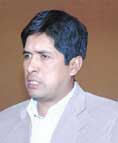 Prof. C�sar Flores Berr�os, Director Regional de Educaci�n