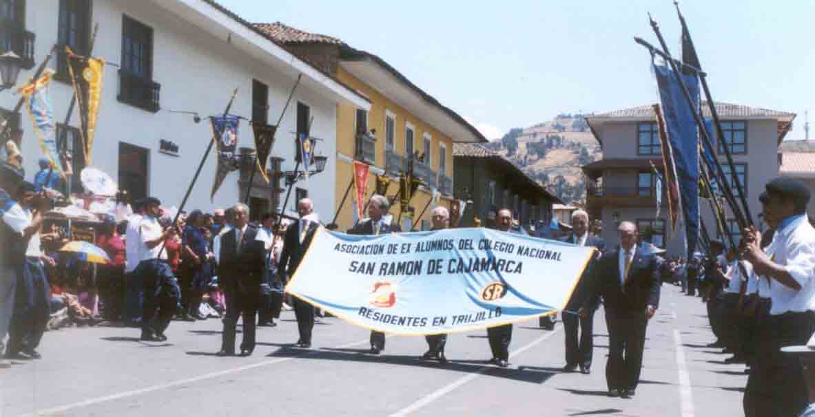 Asociaci�n de Ex-Alumnos del Colegio San Ram�n residentes en Trujiilo, que tienen la misi�n compratida con todas las Asociaciones. Cajamarca, agosto 2006.