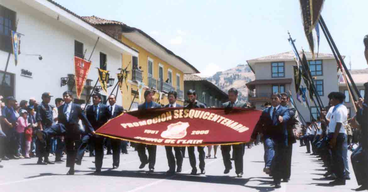Promoci�n "Sesquicentenario" que cumplen sus Bodas de Plata del Colegio San Ram�n. Cajamarca, agosto 2006.