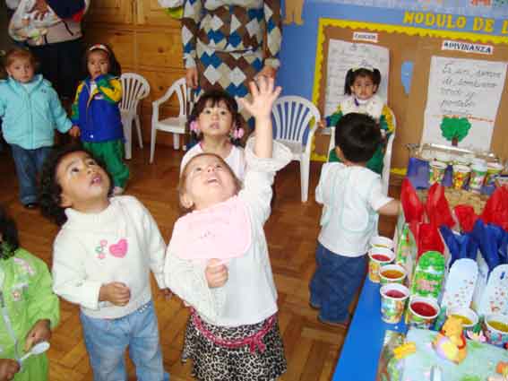 Jennifer Ann, en su 2do. cumplea�os. en su I.E.P. "Semillitas". Cajamarca, Julio 24 del 2008.