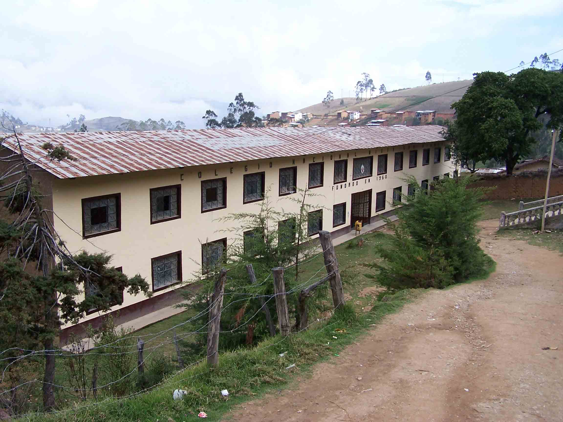 Colegio Nacional Mixto "San Miguel", Cortes�a del Sr. �ngel Quiroz Huerta.